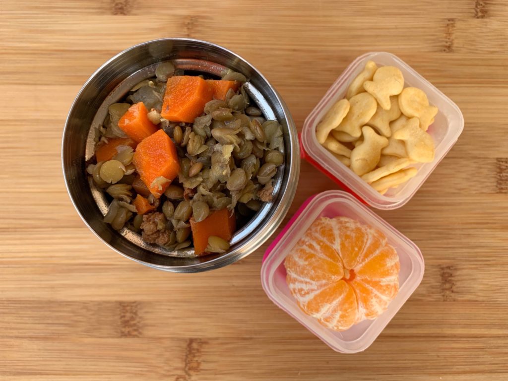 Hot lunch Lentil Stew with Crackers and Clementine